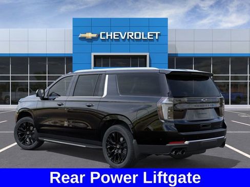 New 2026 Chevrolet Suburban Premier image 4
