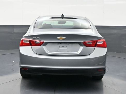 Used 2023 Chevrolet Malibu LS FWD image 4