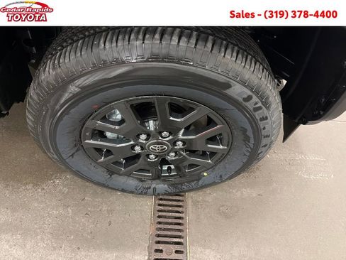 New 2026 Toyota 4Runner SR5 image 26