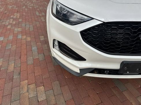 Used 2019 Ford Edge ST w/ Cold Weather Package AWD/4WD image 21