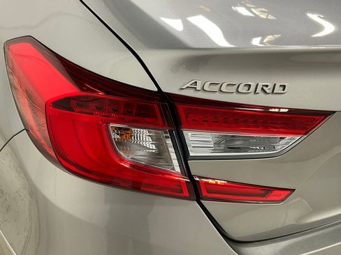 Used 2019 Honda Accord Touring image 27