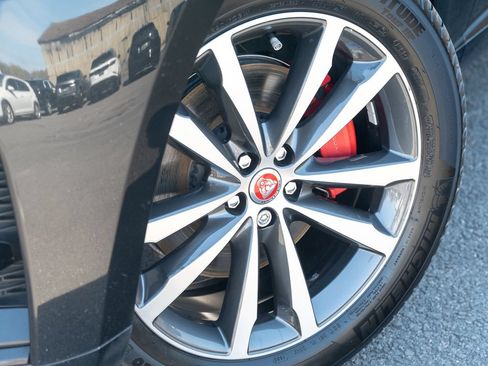Used 2022 Jaguar F-PACE S AWD/4WD image 9