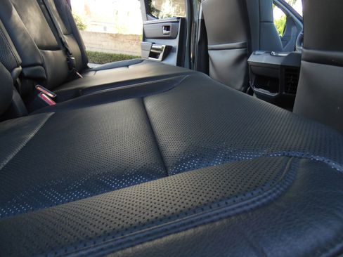 Used 2024 Toyota Tundra Limited image 41