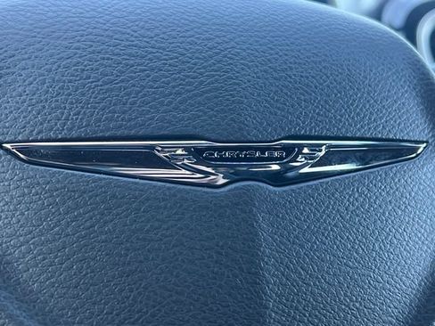 New 2026 Chrysler Pacifica Select AWD/4WD image 50