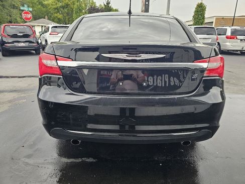 Used 2014 Chrysler 200 Limited w/ Sun/Sound Group FWD image 10