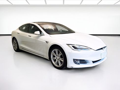 Used 2021 Tesla Model S Long Range AWD/4WD image 3