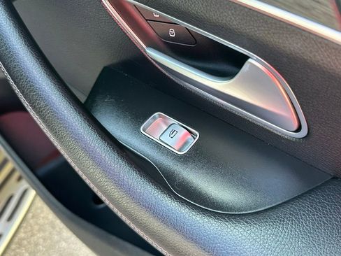 Used 2021 Mercedes-Benz GLE 350 4MATIC image 37