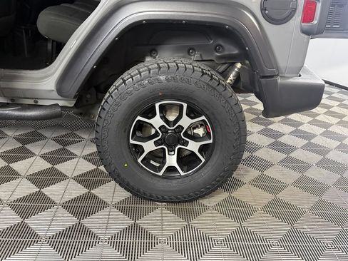 Used 2021 Jeep Wrangler Unlimited Sport AWD/4WD image 12