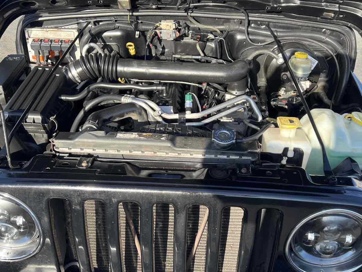 Used 2006 Jeep Wrangler X w/ Jeep 65th Anniversary Edition AWD/4WD image 19