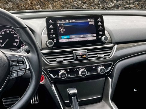 Used 2019 Honda Accord Sport image 6