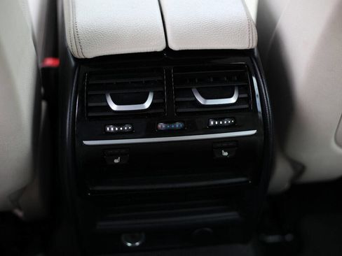 Used 2017 BMW 540i xDrive image 23
