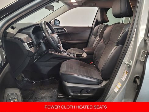 Used 2024 Mitsubishi Outlander SE image 21