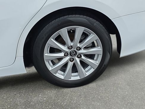 Used 2020 Toyota Camry LE w/ Convenience Package FWD image 31