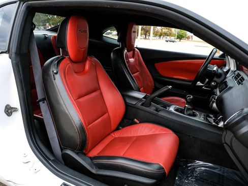 Used 2011 Chevrolet Camaro SS w/ RS Package image 31