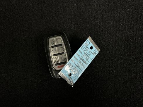 Used 2022 Chrysler Pacifica Touring-L FWD image 39