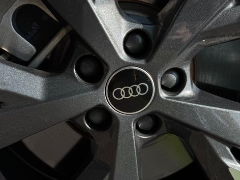 Used 2024 Audi Q4 e-tron Premium Plus AWD/4WD image 38