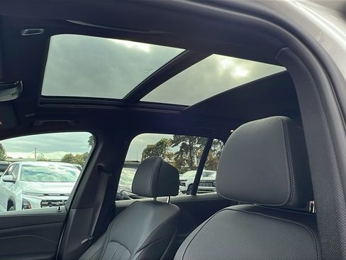 Used 2022 BMW X5 sDrive40i w/ Premium Package image 15