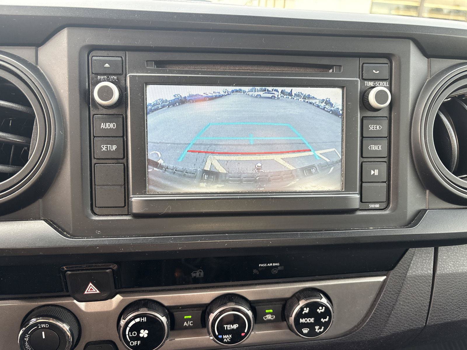 Used 2018 Toyota Tacoma SR AWD/4WD image 21