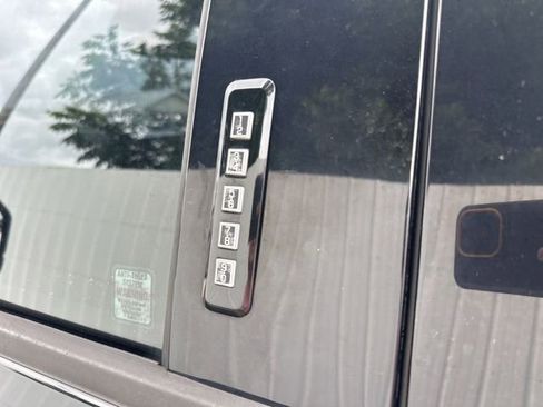 Used 2018 Ford F150 XLT RWD image 10
