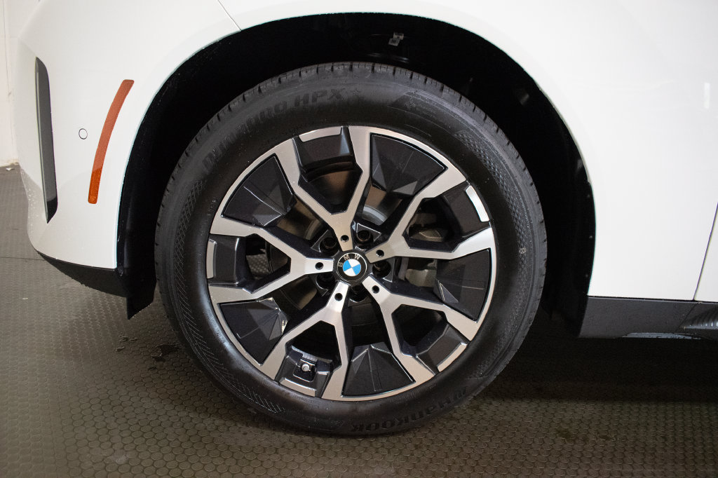 New 2026 BMW X3 xDrive30i w/ Premium Package AWD/4WD image 9