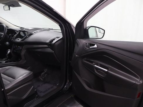 Used 2018 Ford Escape SEL image 14