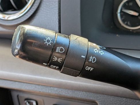 Used 2015 Toyota Tundra SR5 image 9