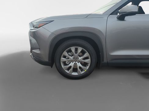 New 2026 Toyota Grand Highlander Limited image 14