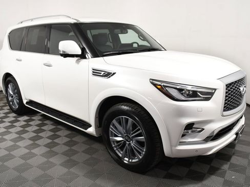 Used 2024 INFINITI QX80 Luxe AWD/4WD image 8