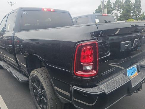 Used 2025 RAM 2500 Big Horn AWD/4WD image 6