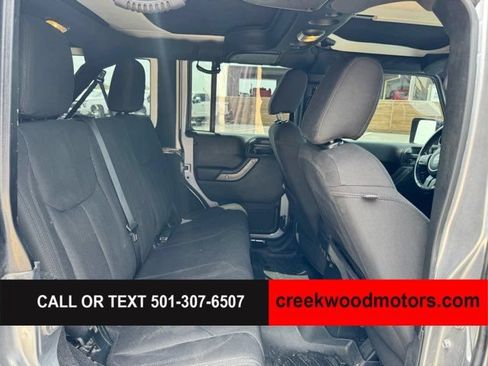 Used 2017 Jeep Wrangler Unlimited Sport w/ Quick Order Package 24S AWD/4WD image 13