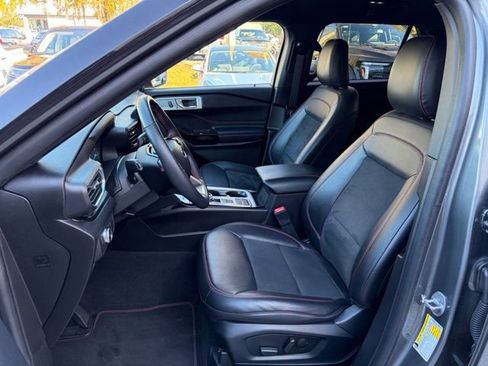 Certified 2022 Ford Explorer ST-Line w/ Class IV Trailer Tow Package image 13