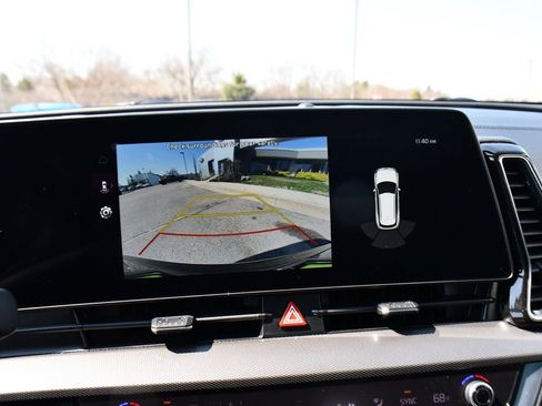 Used 2023 Kia Sportage SX image 32