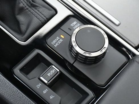 Used 2025 Toyota Sequoia SR5 image 23