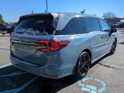 Used 2023 Honda Odyssey Sport image 4