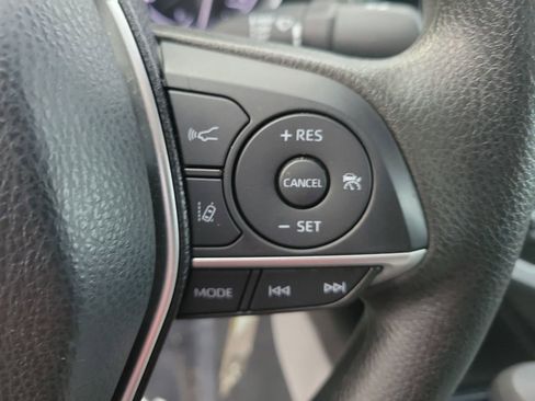 Used 2024 Toyota Camry LE image 28