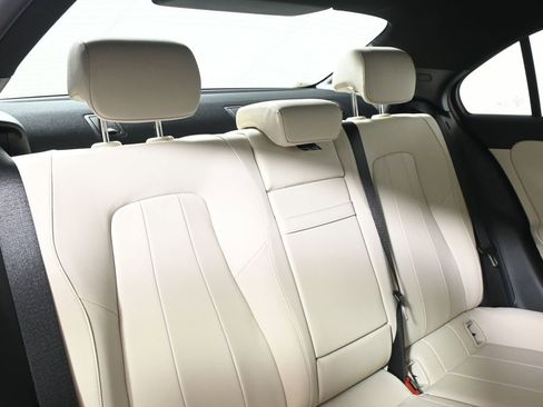 Certified 2022 Mercedes-Benz A 220 image 33