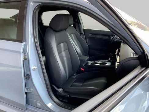 Used 2023 Honda Civic Sport image 9