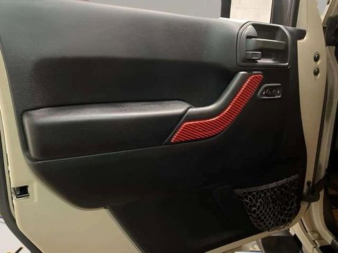 Used 2018 Jeep Wrangler Unlimited Sport S image 80