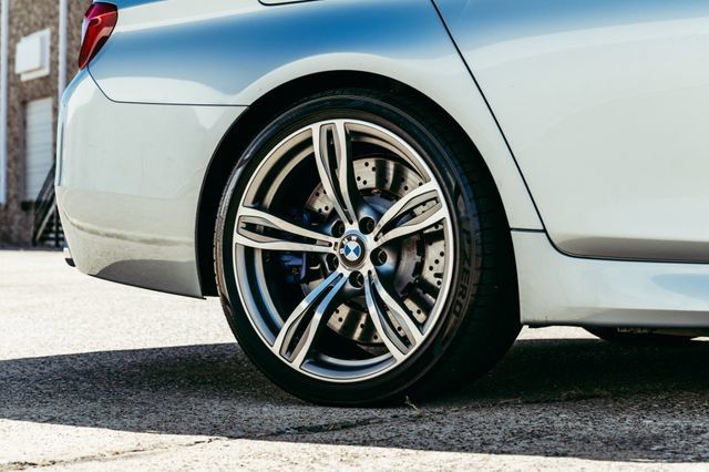 Used 2013 BMW M5 RWD image 55