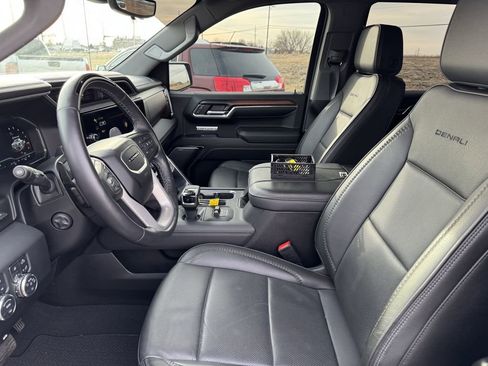 Used 2024 GMC Sierra 1500 Denali image 9