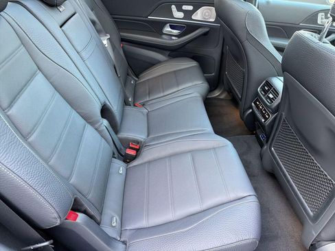 New 2026 Mercedes-Benz GLS 580 4MATIC image 31