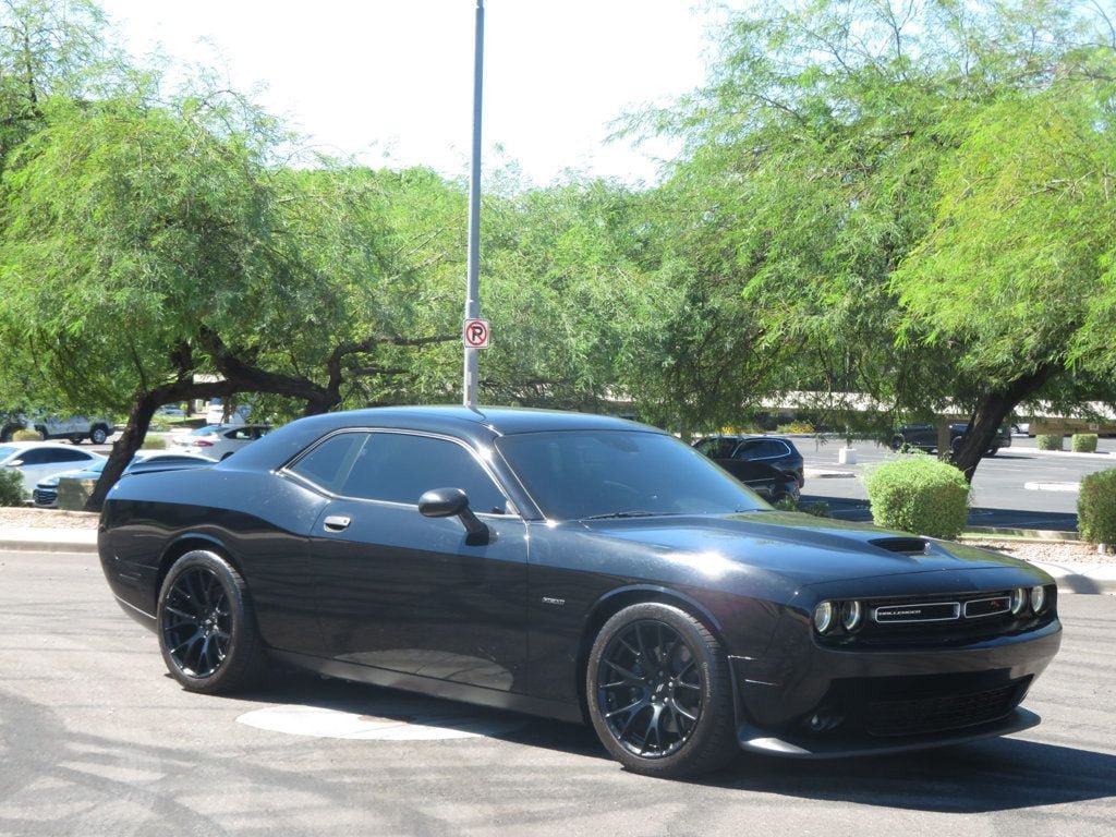 Used 2019 Dodge Challenger R/T w/ Performance Plus Package RWD image 4