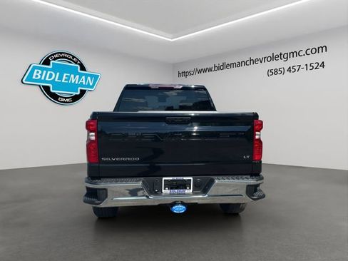 Used 2023 Chevrolet Silverado 1500 LT AWD/4WD image 7