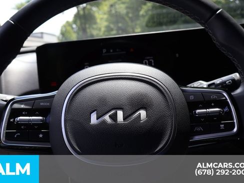 Used 2025 Kia Sorento S w/ Panoramic Sunroof Package FWD image 29