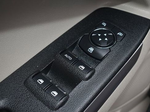 Used 2021 Ford EcoSport S image 17