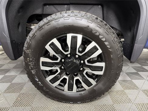 New 2026 GMC Sierra 2500 Denali Ultimate AWD/4WD image 16