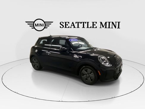 Used 2024 MINI Cooper S FWD image 2