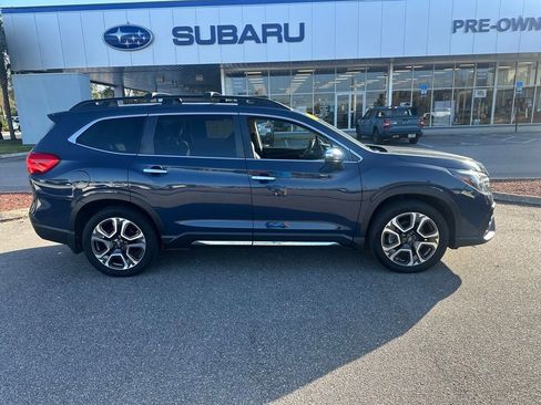 Used 2023 Subaru Ascent Touring image 2