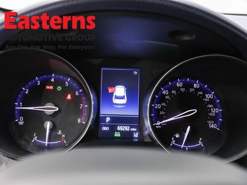 Used 2021 Toyota C-HR XLE image 18