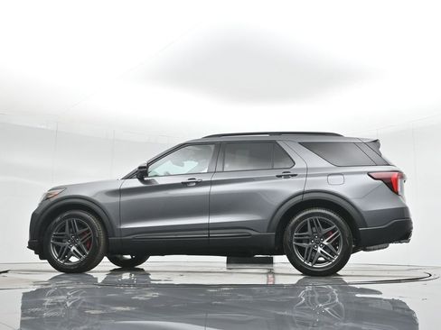 New 2025 Ford Explorer ST w/ Sun And Sound Package image 38